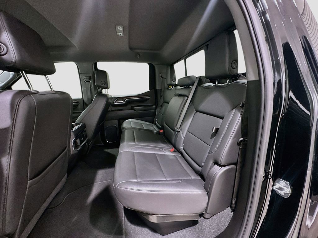 Used 2024 GMC Sierra 1500 SLT RWD image 25