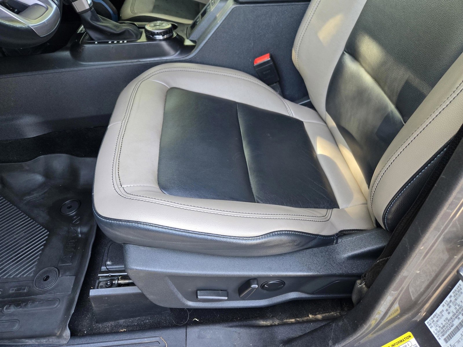 Certified 2023 Ford Bronco Wildtrak image 27