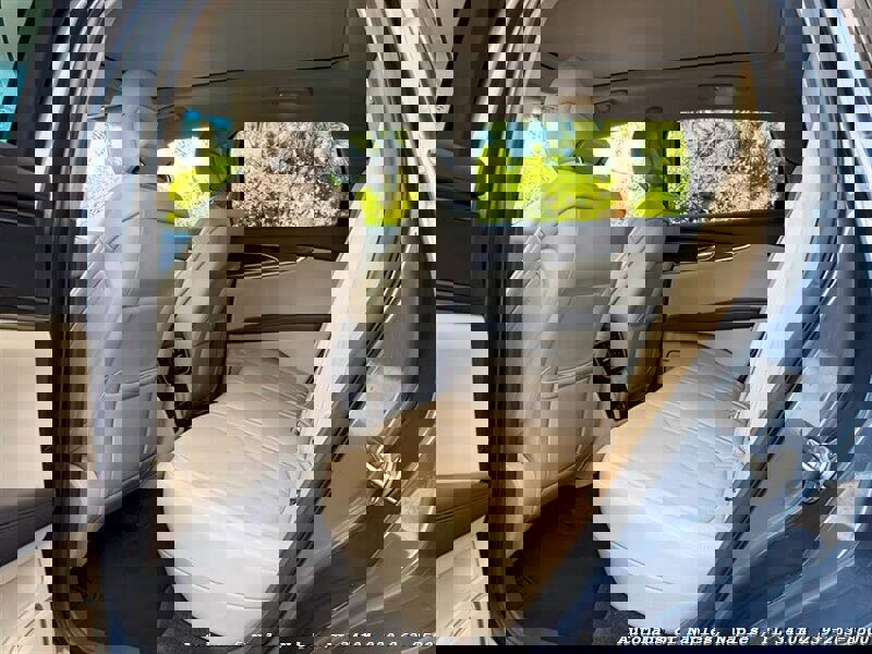 Used 2018 Lincoln MKX Reserve image 20