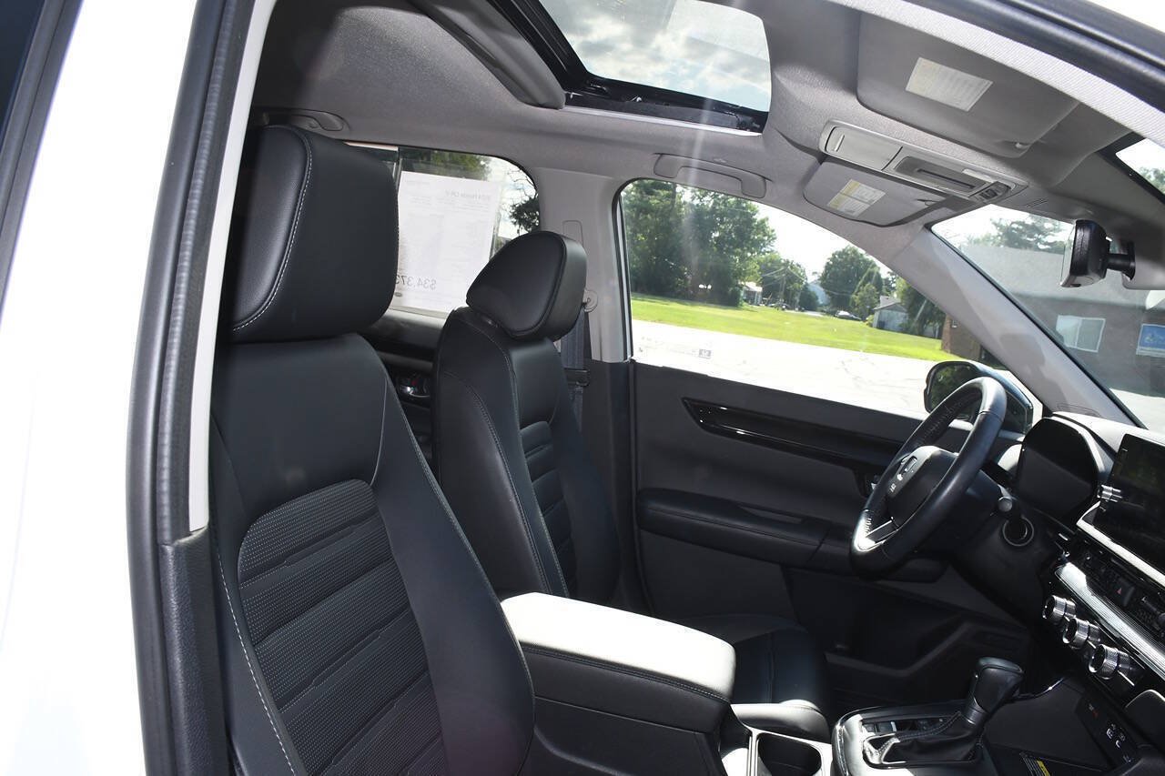 Used 2024 Honda CR-V EX-L image 25