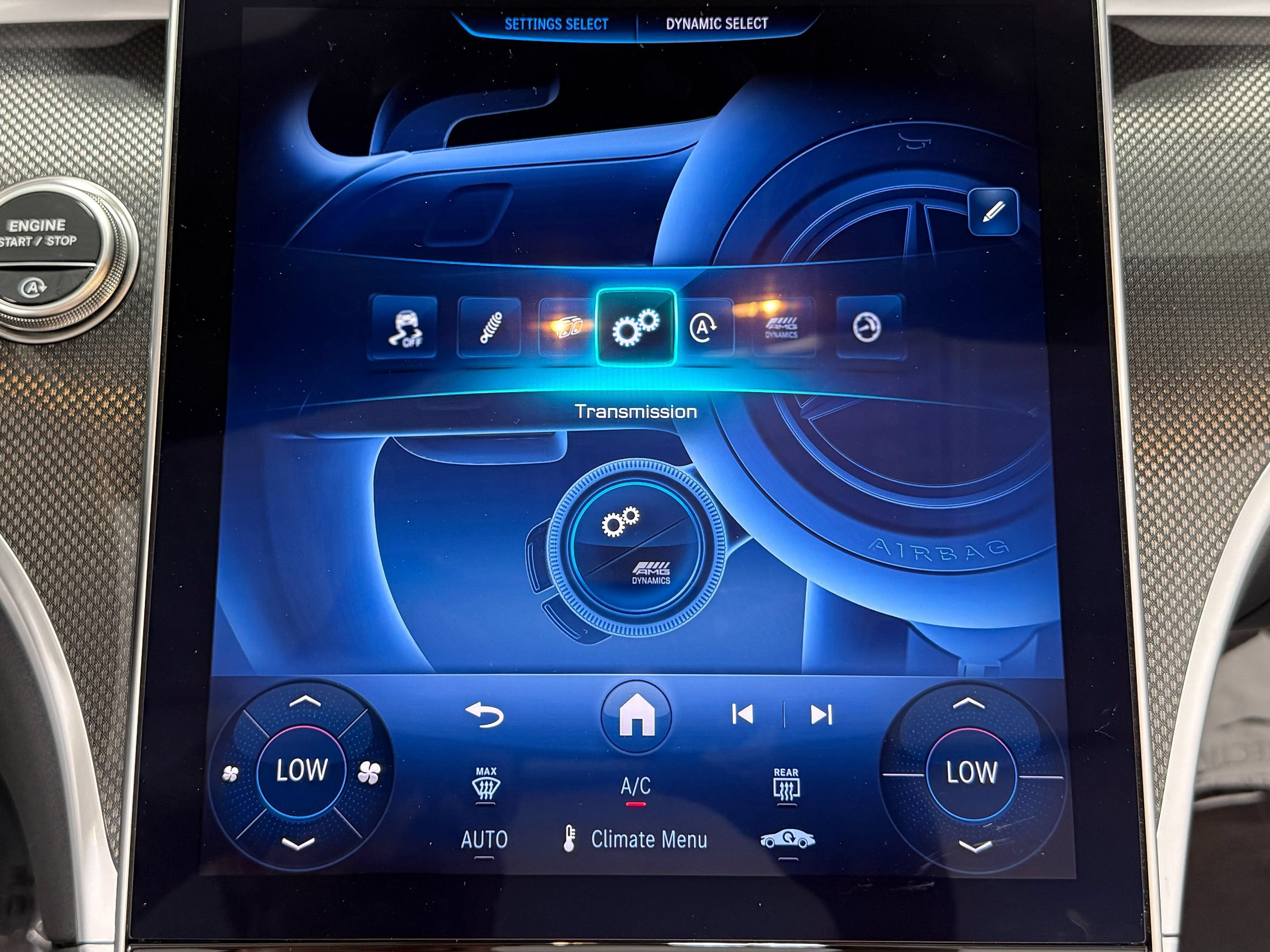 Used 2025 Mercedes-Benz CLE 53 AMG 4MATIC Cabriolet image 36