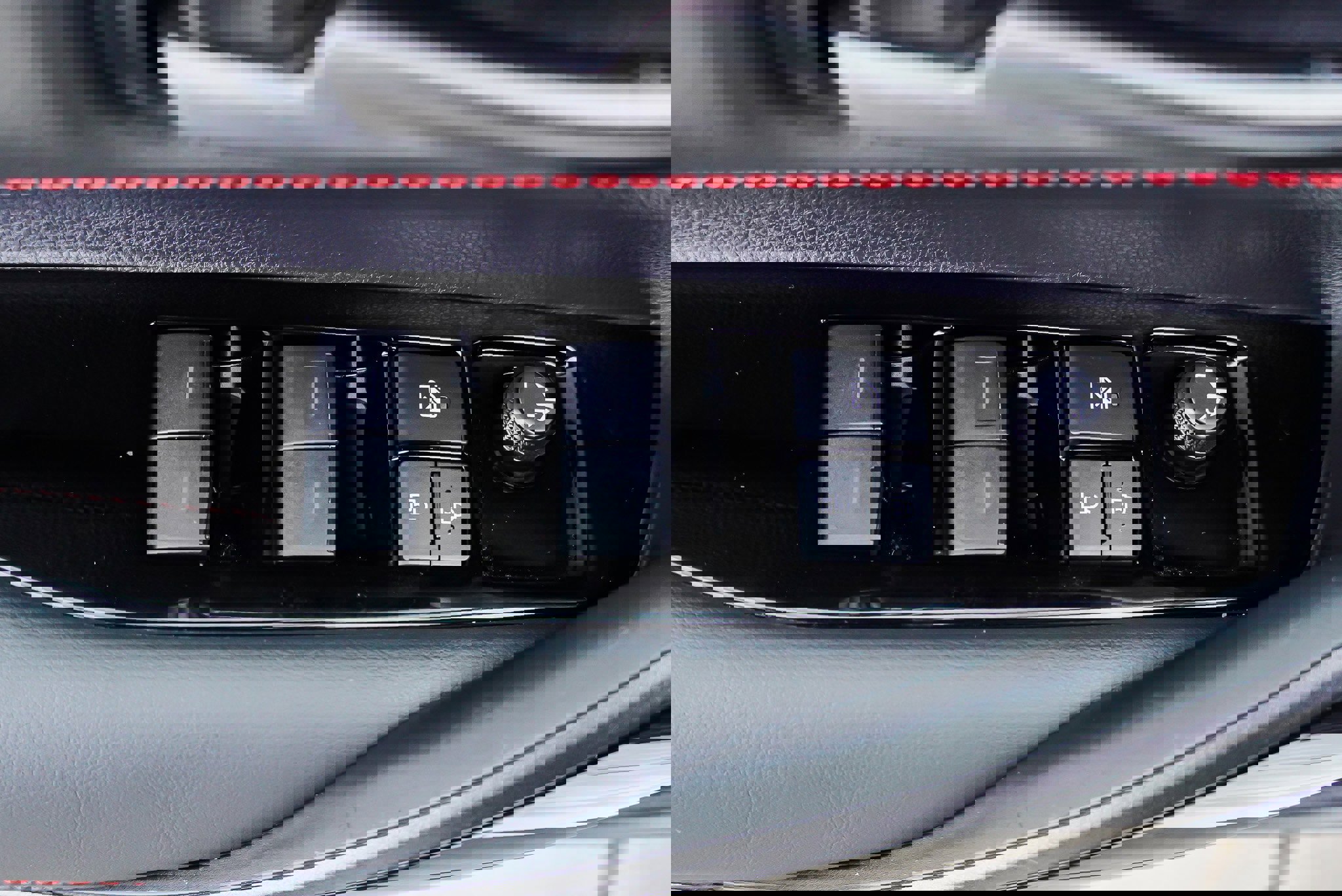 Certified 2025 Toyota Corolla Premium image 19