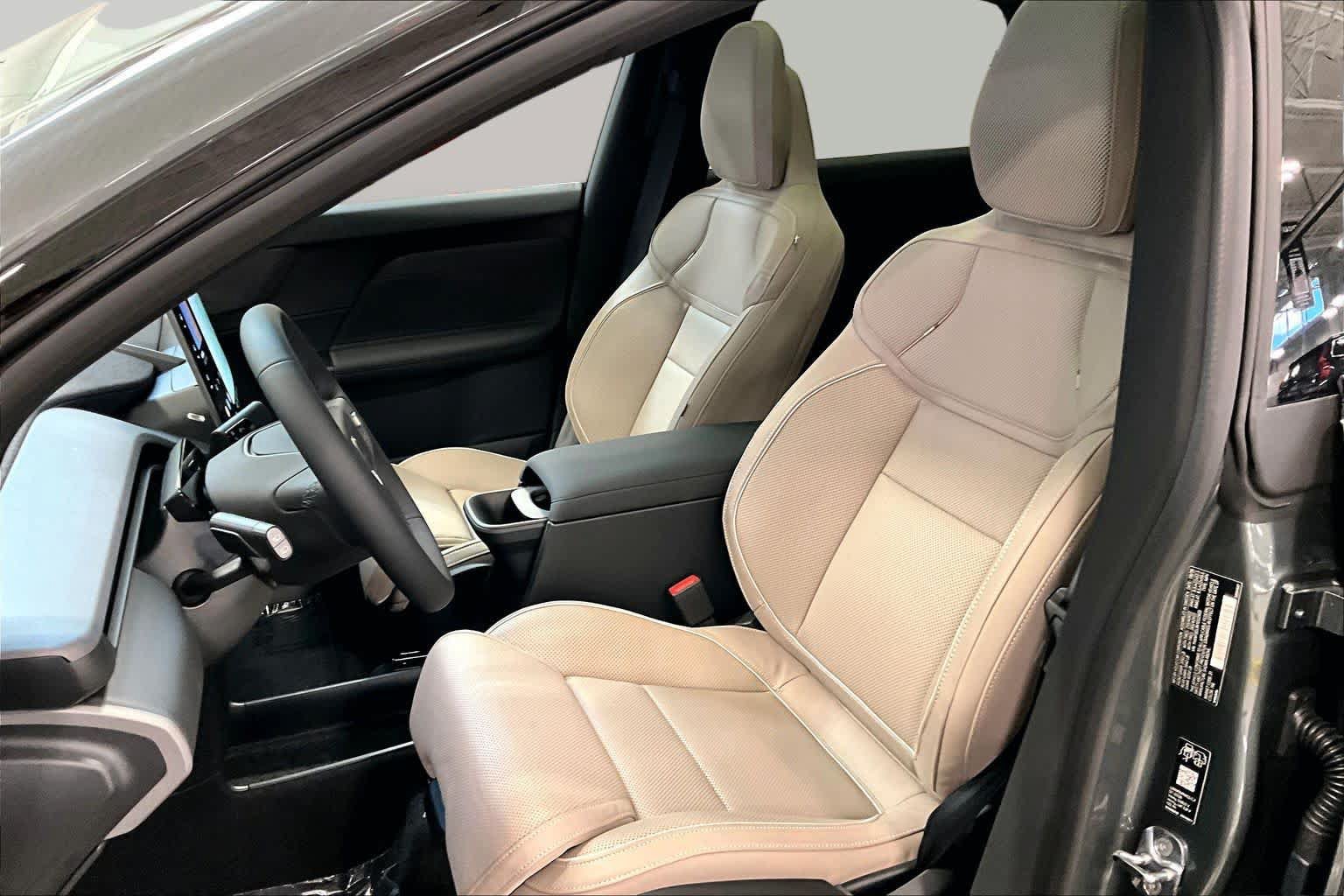 New 2027 Volvo EX60 Ultra AWD/4WD image 13