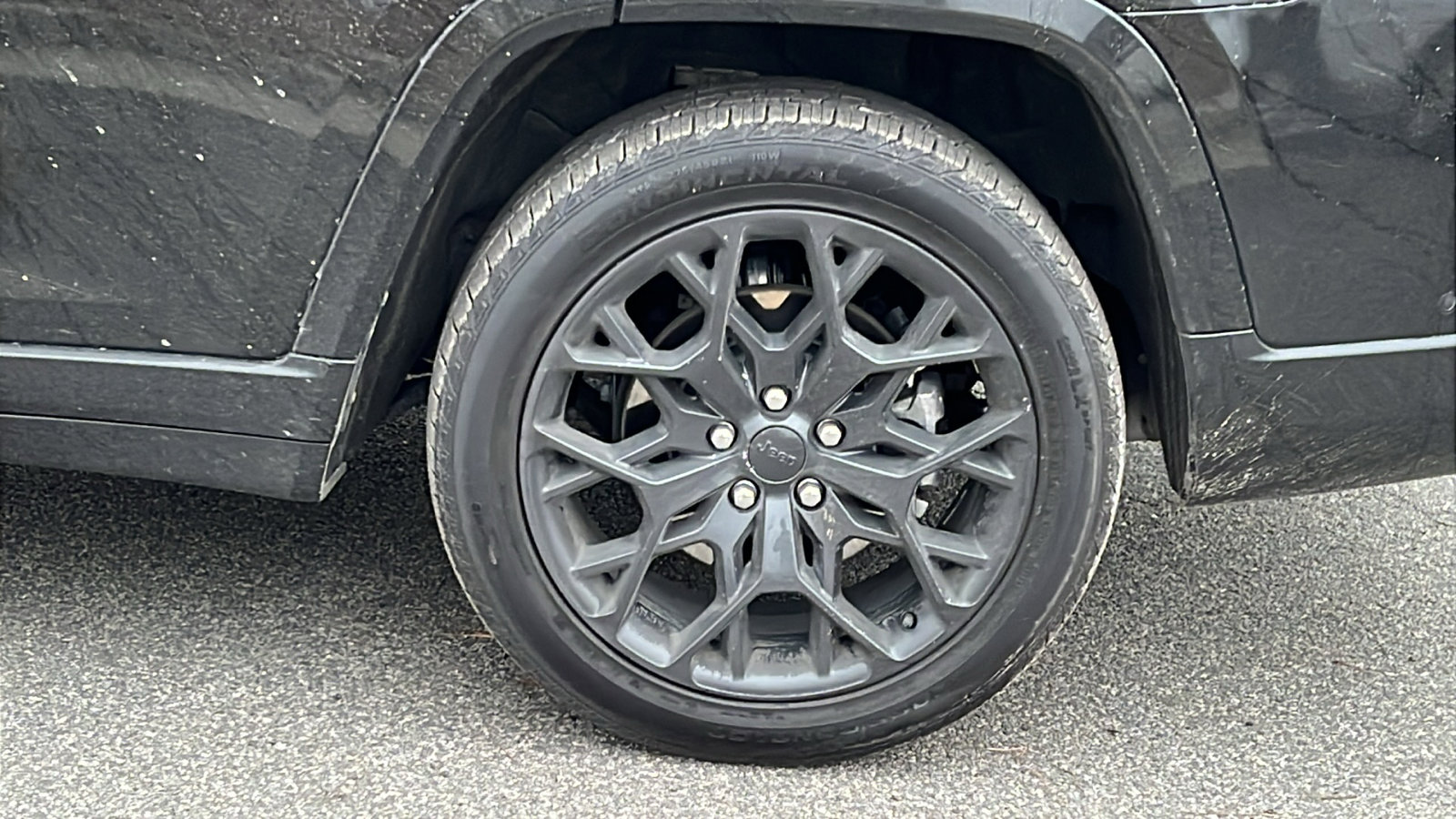 Used 2024 Jeep Grand Cherokee L Summit image 12