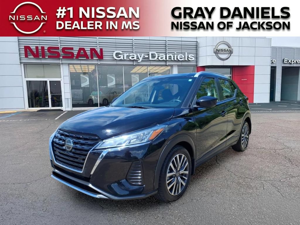 Used 2021 Nissan Kicks SV FWD image 3