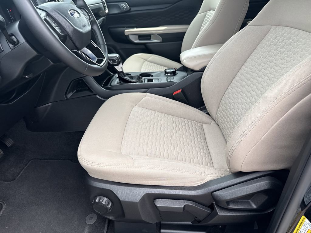Used 2024 Ford Ranger XLT w/ Technology Package AWD/4WD image 9