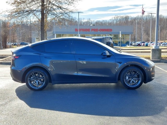 Used 2025 Tesla Model Y Long Range image 26