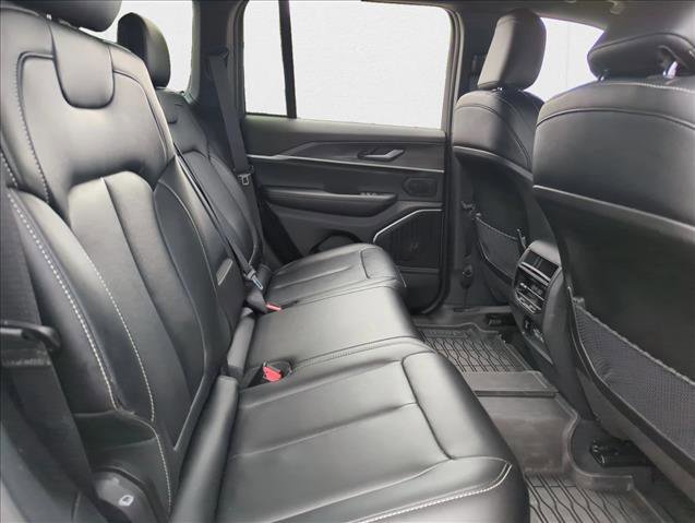 Used 2025 Jeep Grand Cherokee Limited 4xe image 21