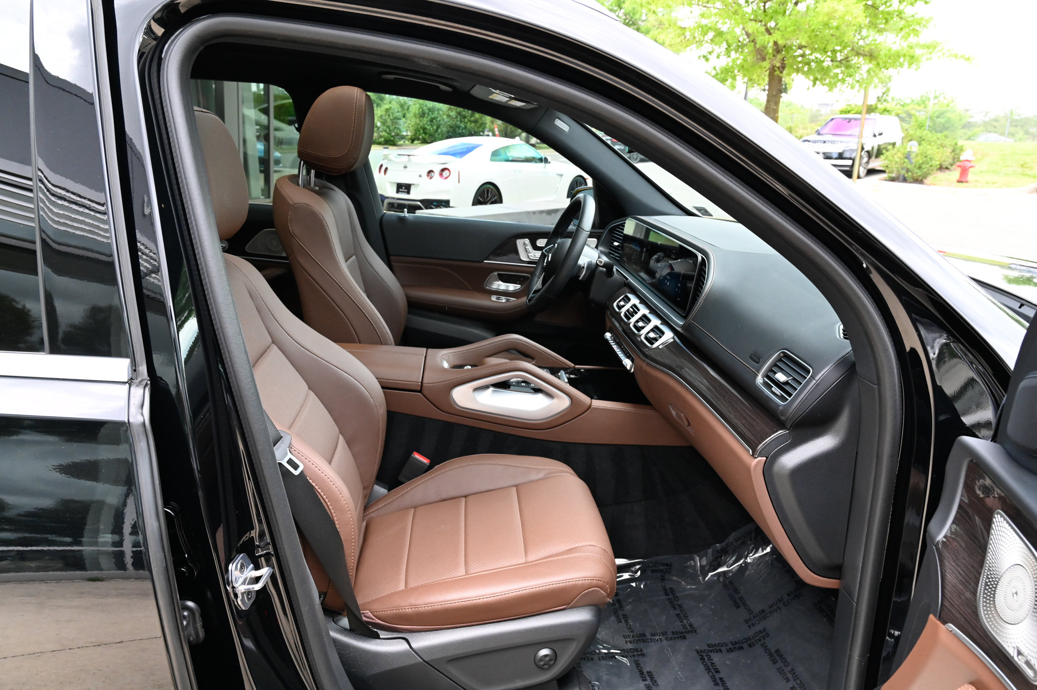 Used 2025 Mercedes-Benz GLS 450 4MATIC image 59