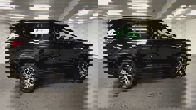 Certified 2024 GMC Acadia AT4 w/ Super Cruise Package image 9