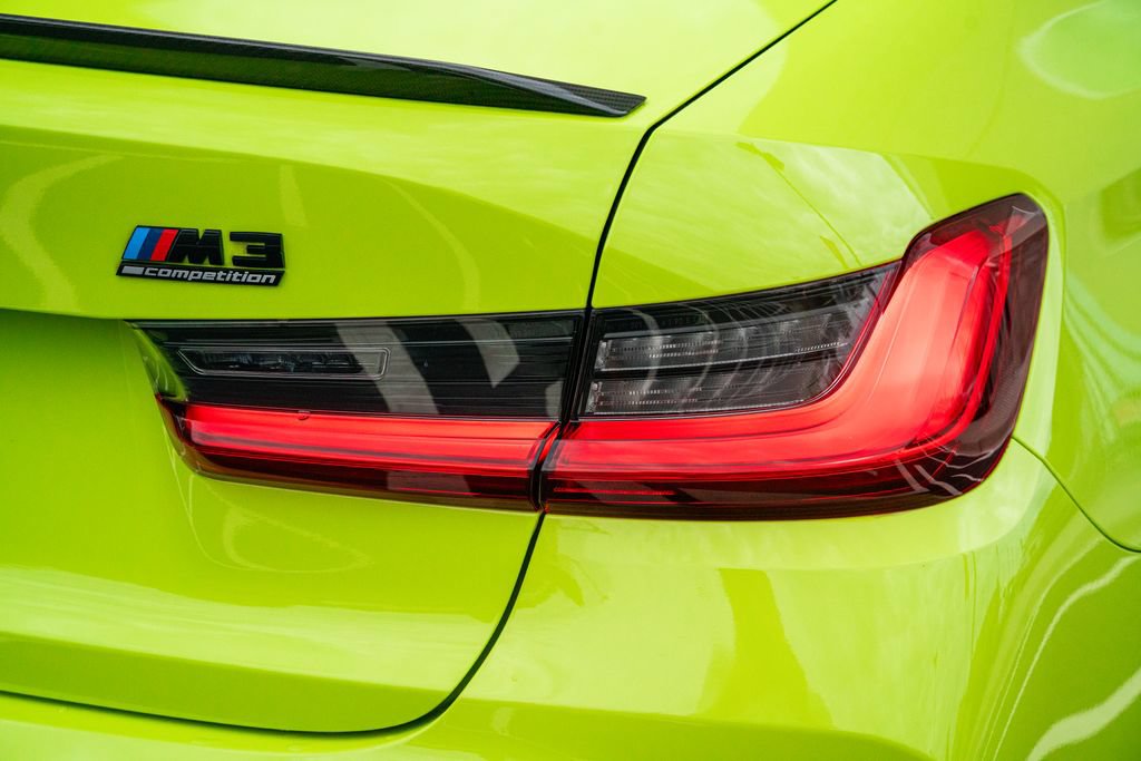 Used 2021 BMW M3 Competition w/ M Carbon Exterior Package RWD image 16