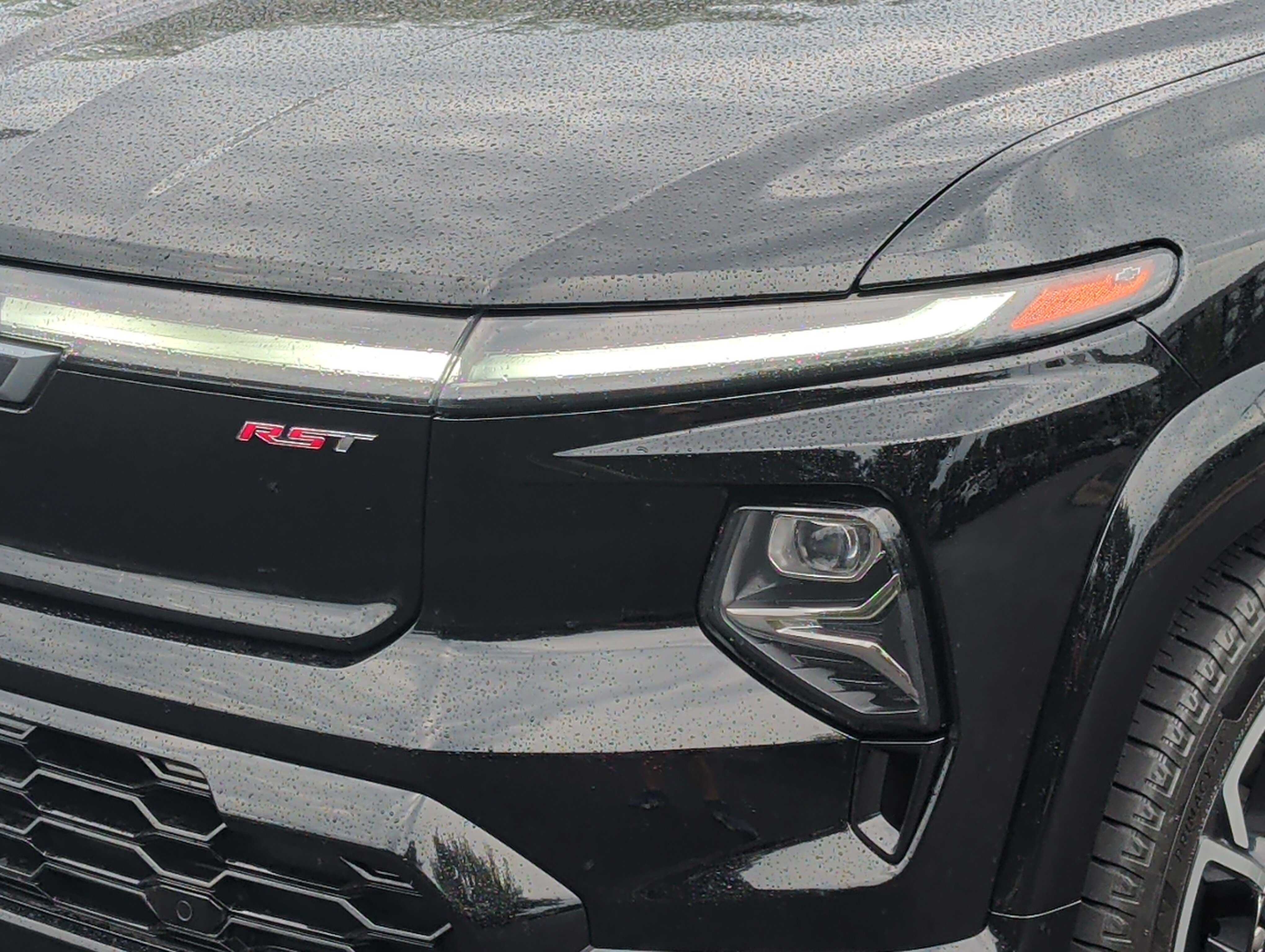 Used 2024 Chevrolet Silverado EV RST AWD/4WD image 17