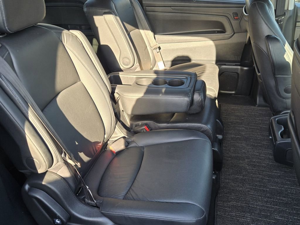 Used 2023 Honda Odyssey Touring image 7