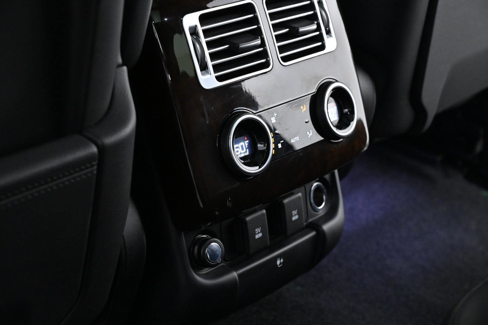 Used 2021 Land Rover Range Rover AWD/4WD image 24