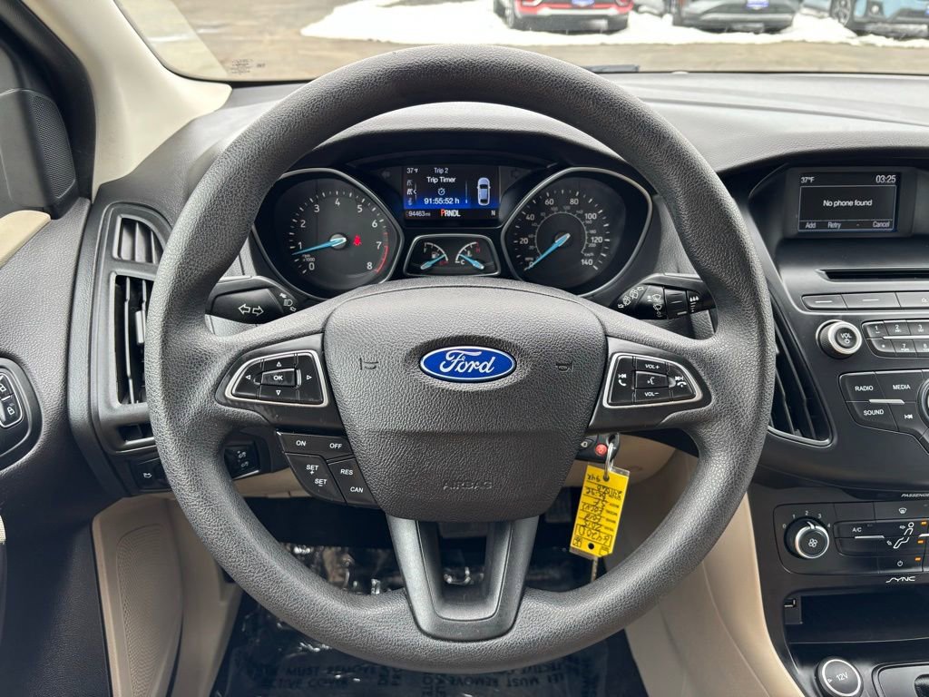 Used 2015 Ford Focus SE image 16