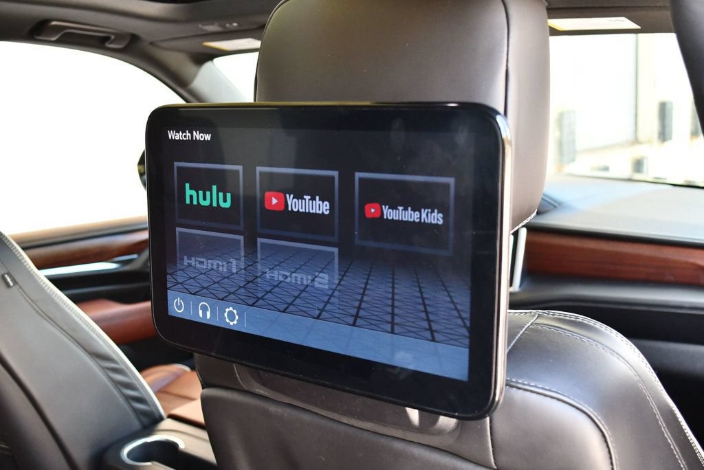 Used 2023 GMC Yukon Denali Ultimate AWD/4WD image 61