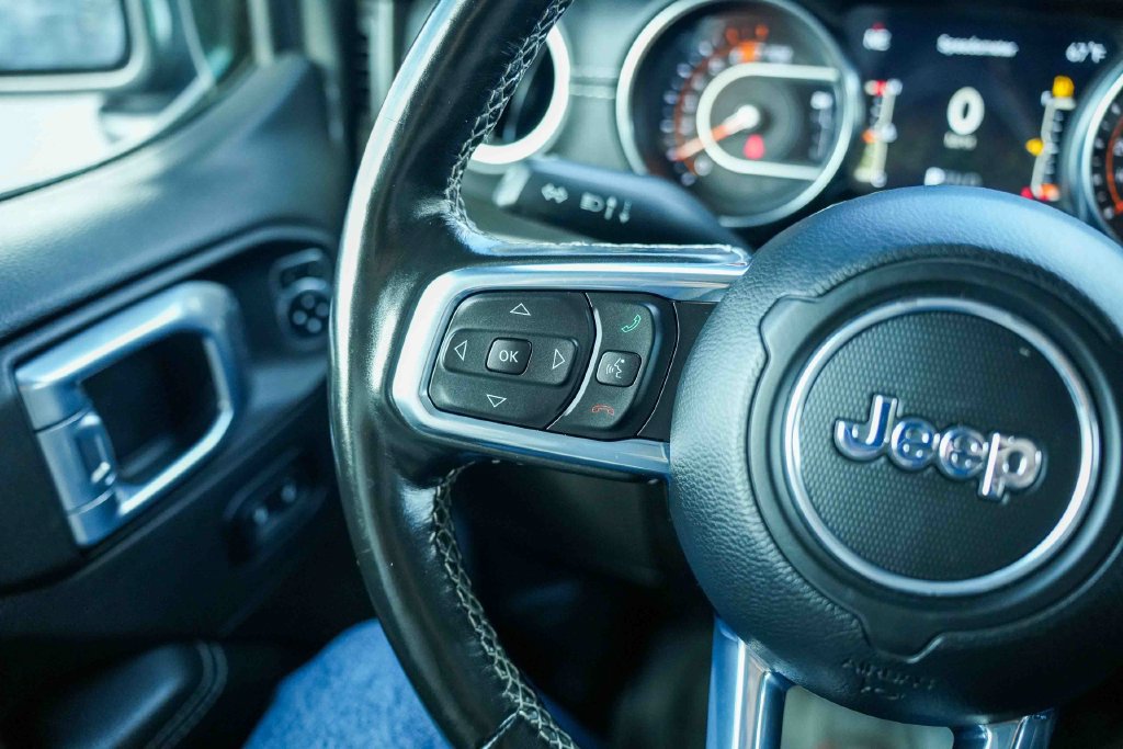 Used 2021 Jeep Wrangler Unlimited Sahara AWD/4WD image 23