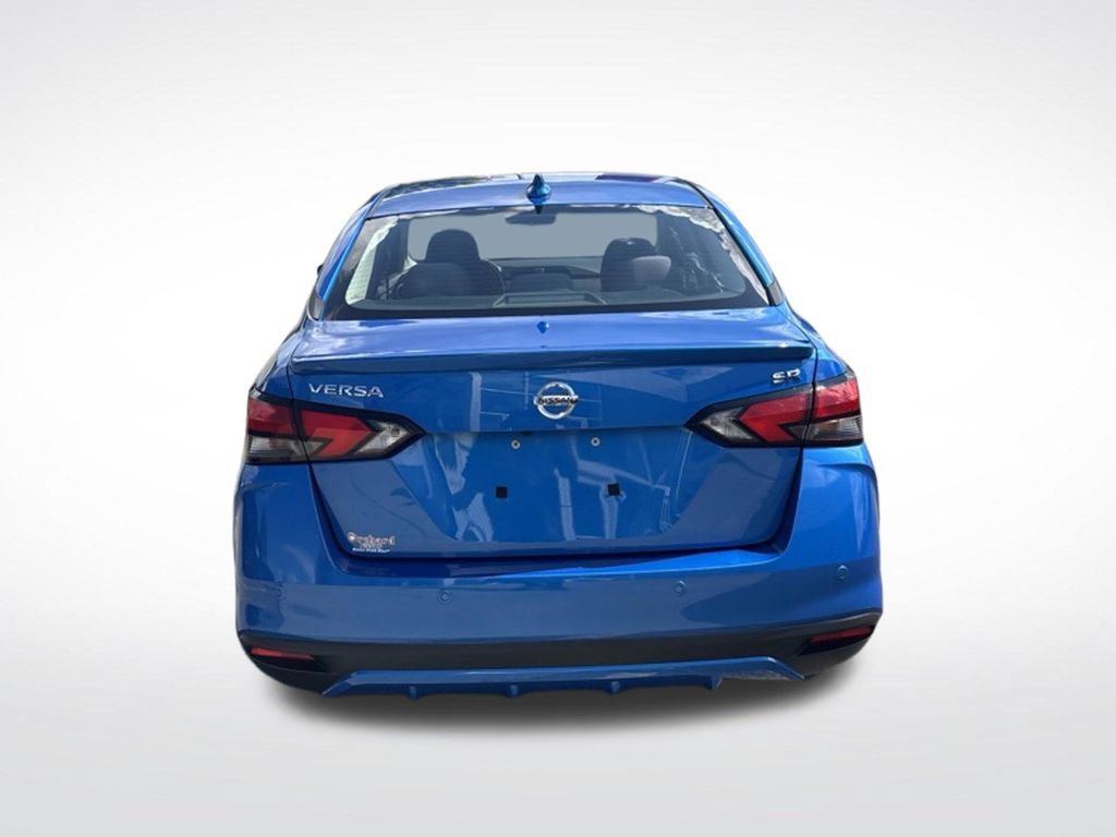 Used 2021 Nissan Versa SR w/ Convenience Package FWD image 6