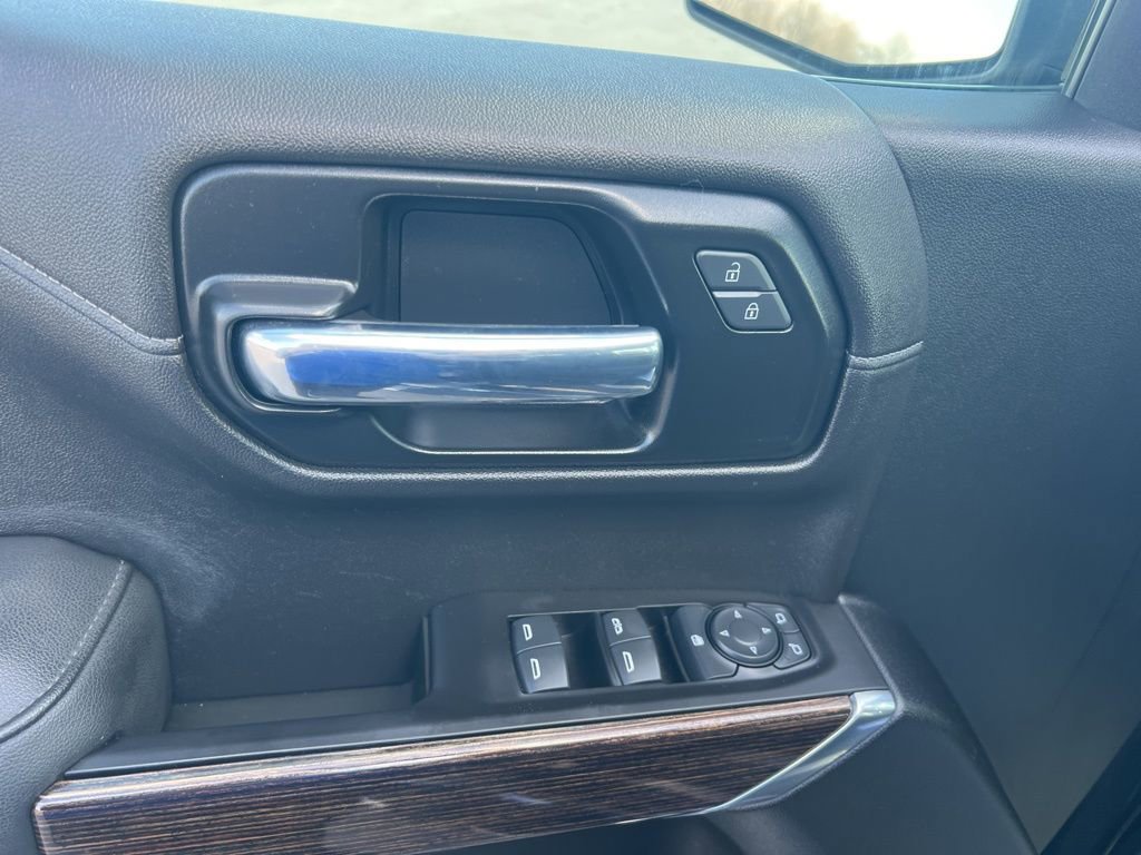 Used 2021 GMC Sierra 1500 SLE w/ X31 Off-Road Package image 16