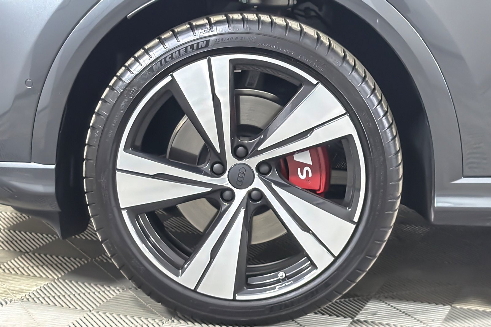New 2026 Audi SQ5 Premium Plus AWD/4WD image 23