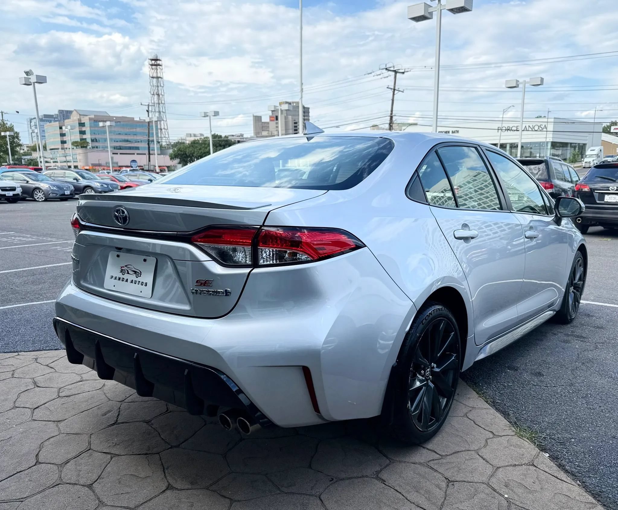 Used 2023 Toyota Corolla SE FWD image 7