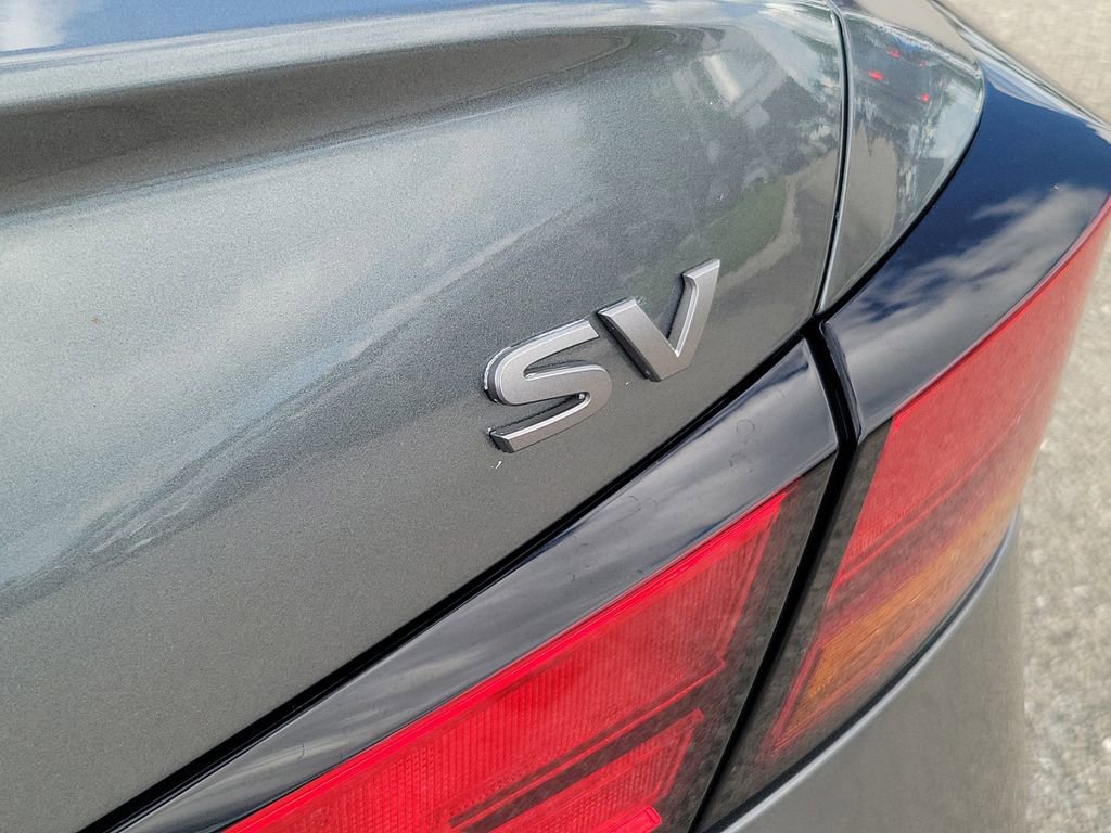 Used 2023 Nissan Altima 2.5 SV FWD image 9