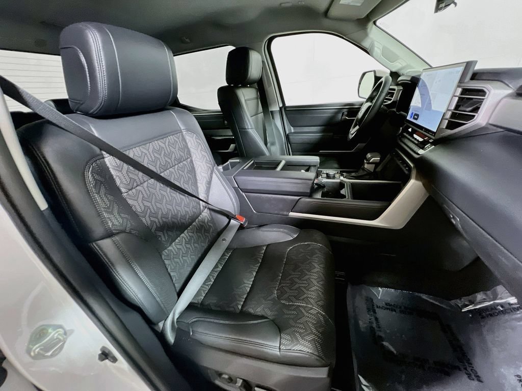 Used 2023 Toyota Tundra Limited AWD/4WD image 25