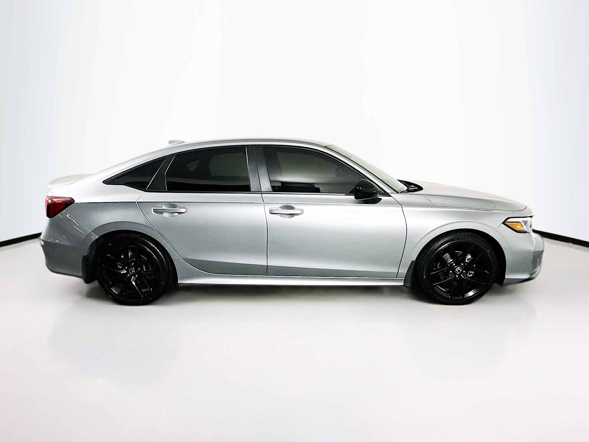 Used 2025 Honda Civic Sport image 10