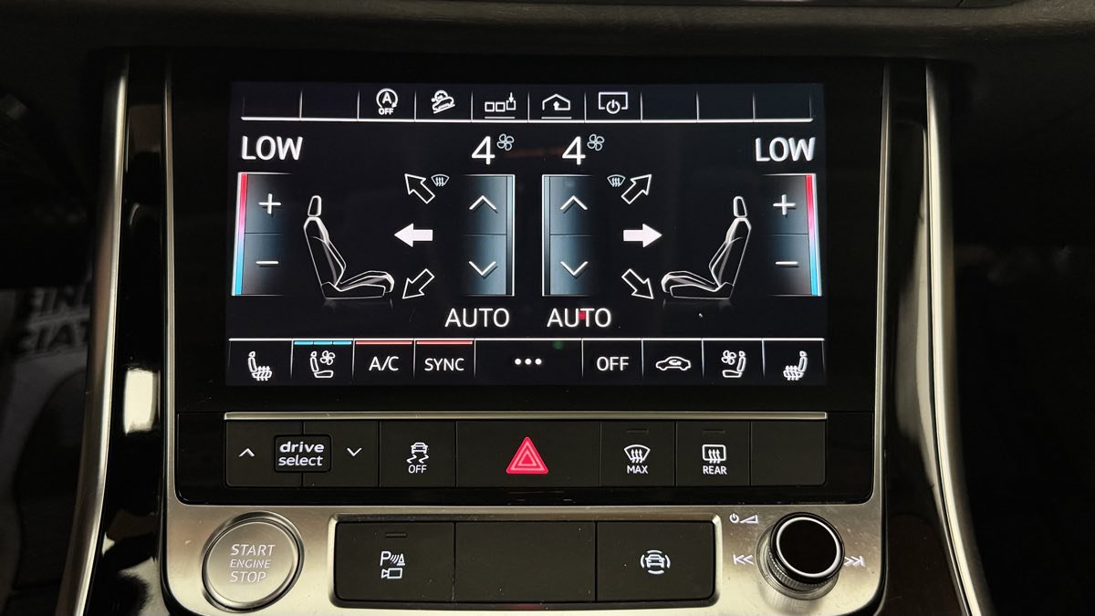 Used 2020 Audi Q8 Premium Plus w/ Premium Plus Package AWD/4WD image 23