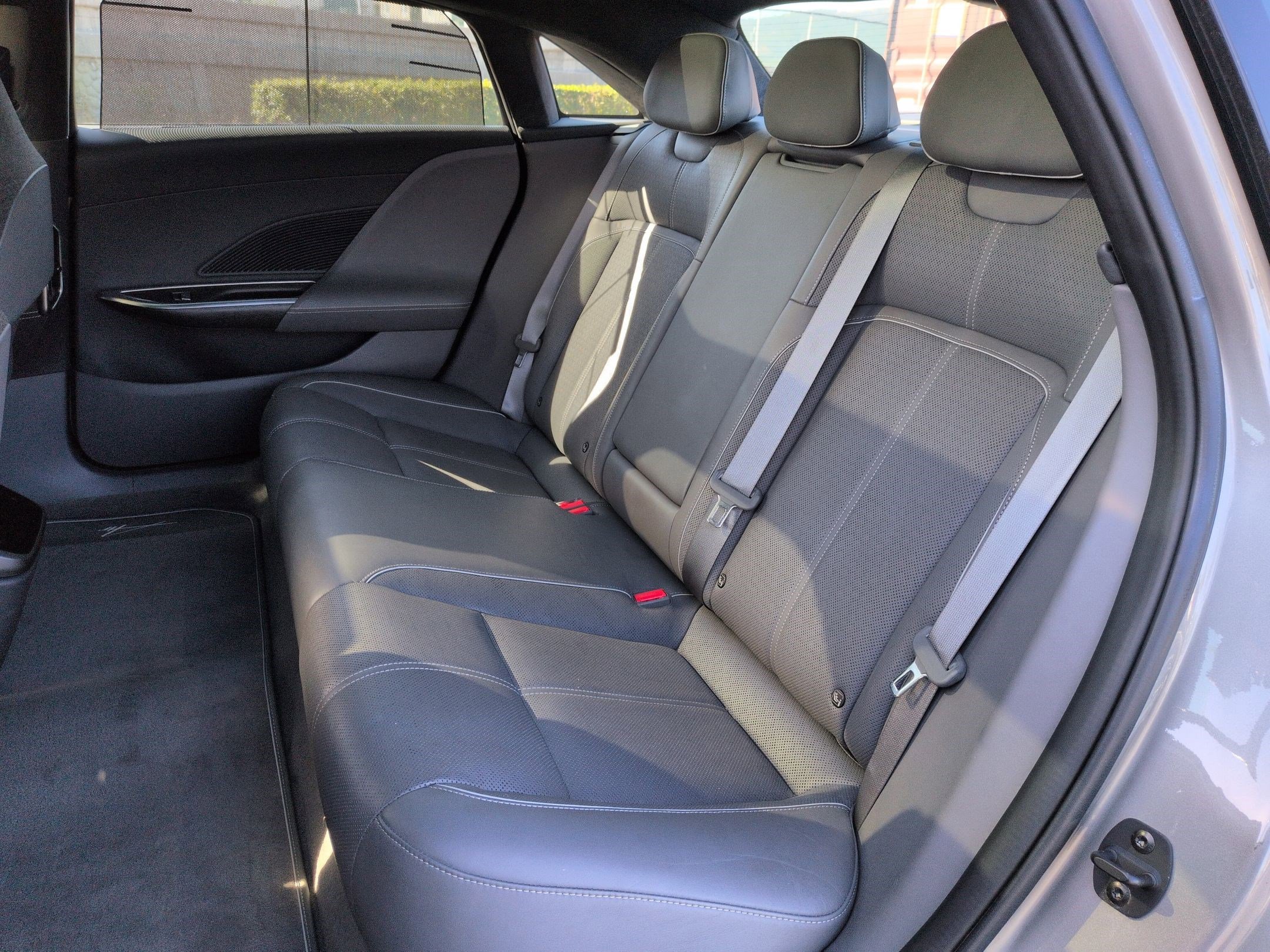 Used 2022 Lucid Air Grand Touring AWD/4WD image 31