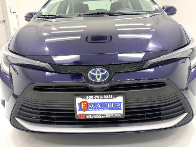 Used 2024 Toyota Corolla XLE FWD image 13