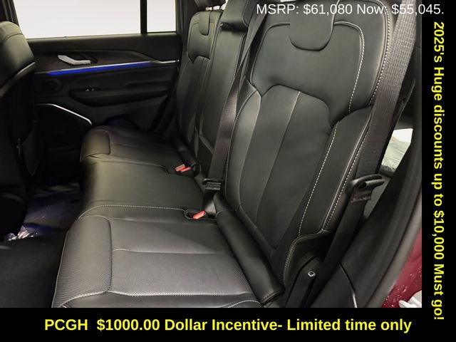 New 2025 Jeep Grand Cherokee Overland image 23