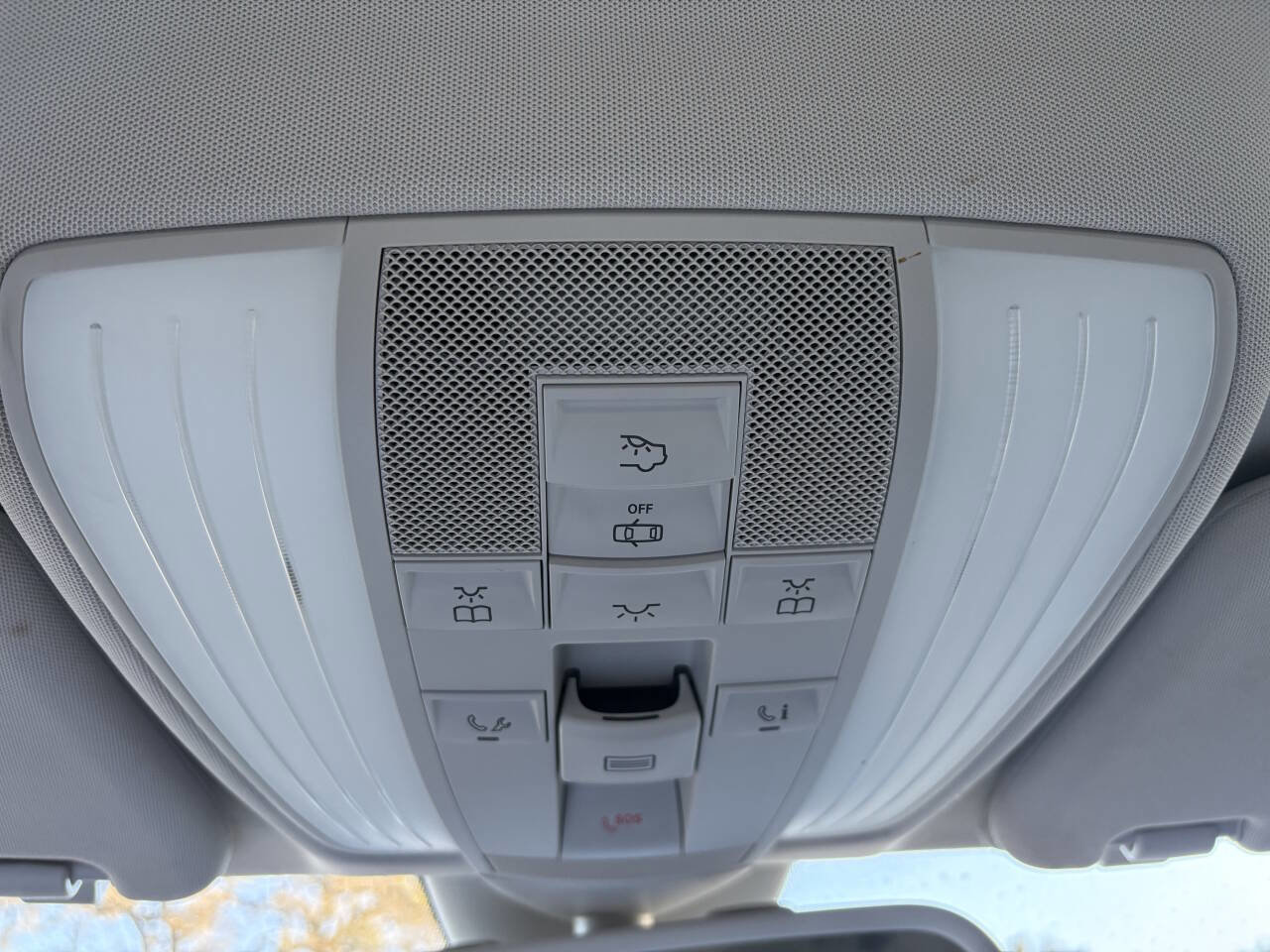 Used 2014 Mercedes-Benz E 250 BlueTEC Sedan image 17