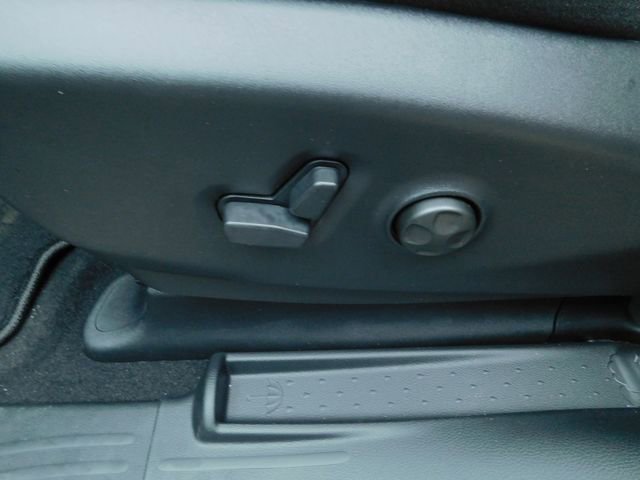 New 2026 Chrysler Voyager LX FWD image 10