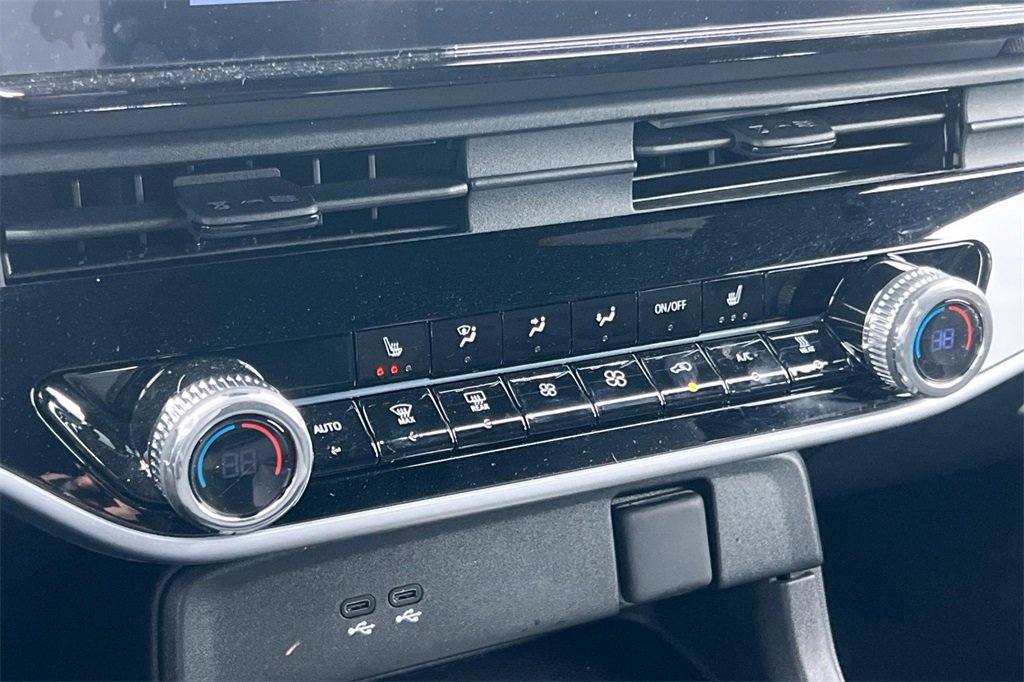 Used 2024 Honda Prologue EX image 22