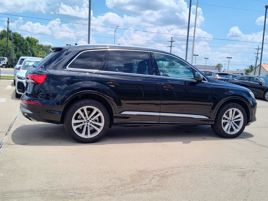 Used 2025 Audi Q7 3.0T Premium Plus AWD/4WD image 12