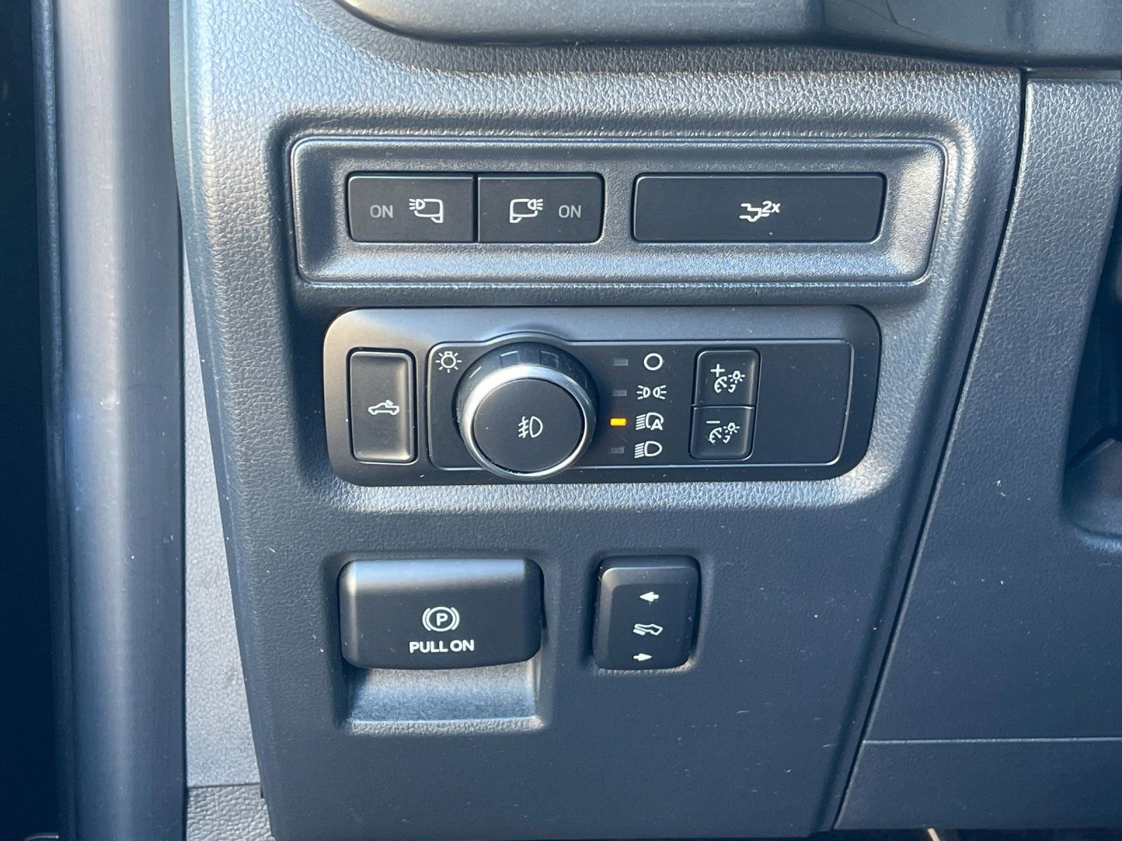 Used 2022 Ford F150 XLT w/ Equipment Group 302A High AWD/4WD image 30