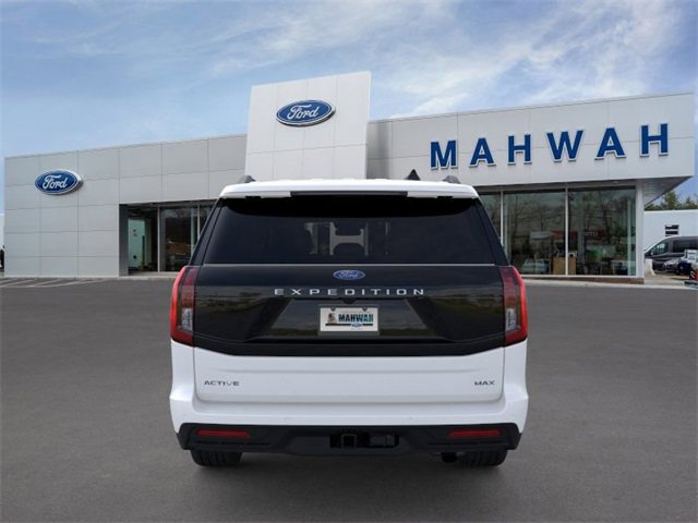 New 2025 Ford Expedition Max Active image 5
