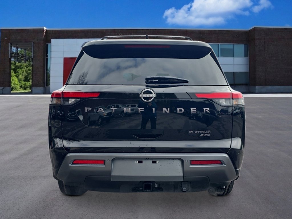 New 2026 Nissan Pathfinder Platinum AWD/4WD image 4