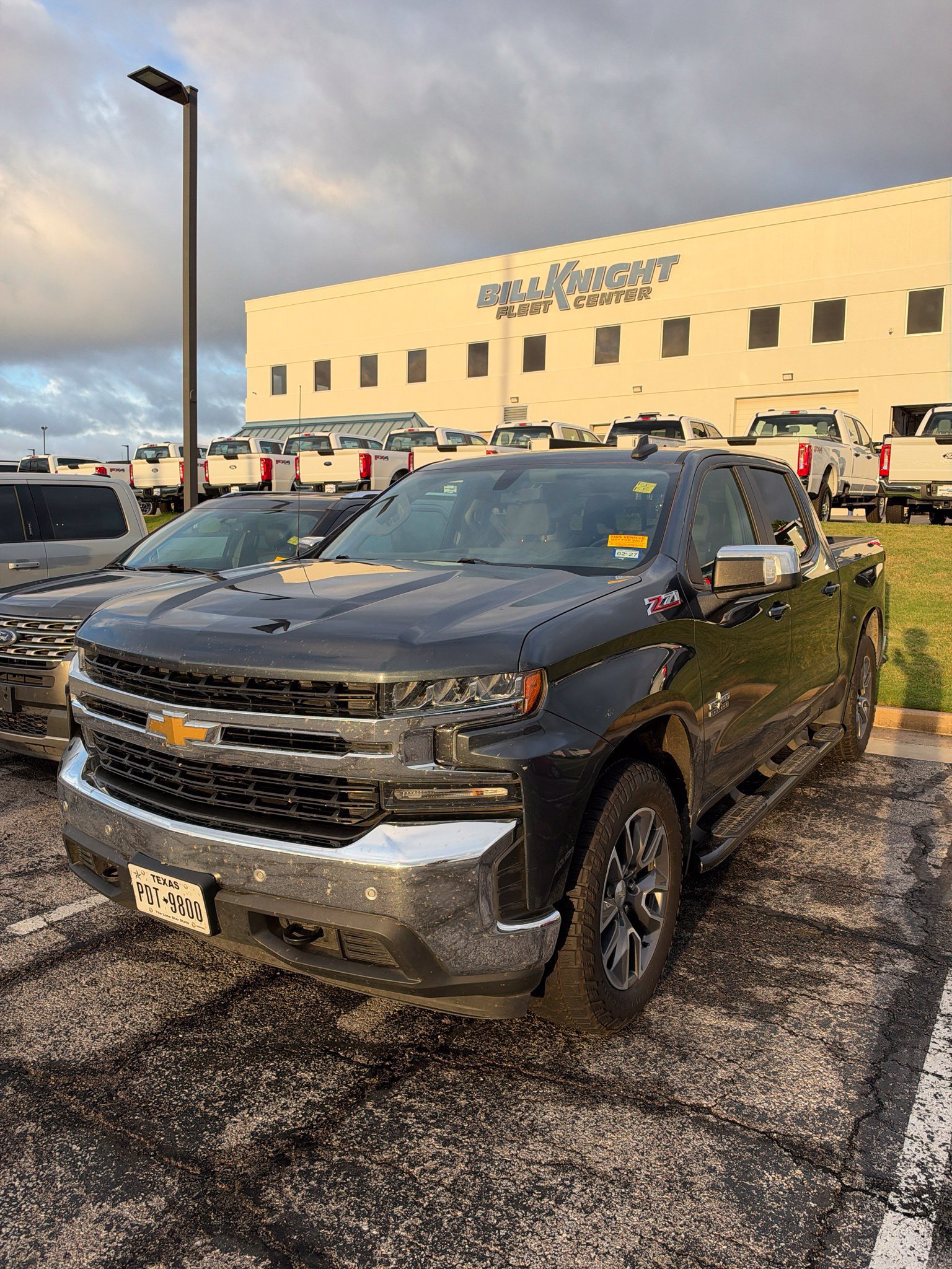 Used 2020 Chevrolet Silverado 1500 LT w/ Texas Edition AWD/4WD image 1