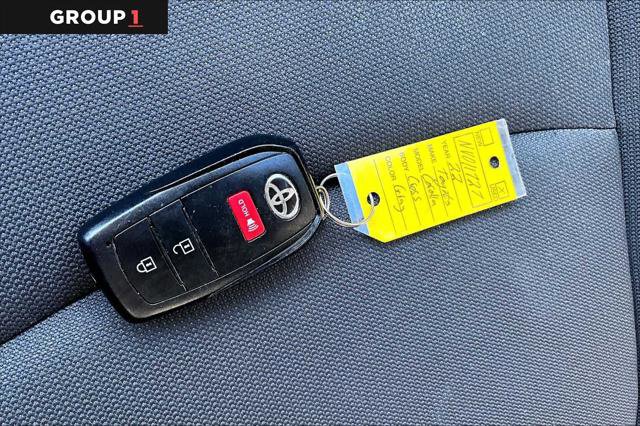 Certified 2022 Toyota Corolla Cross LE image 15