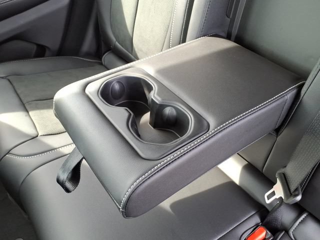 New 2026 Jeep Grand Cherokee Altitude AWD/4WD image 28