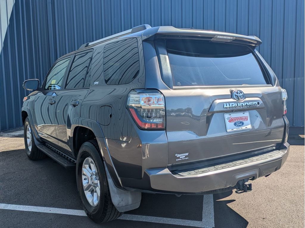 Used 2019 Toyota 4Runner SR5 Premium image 9