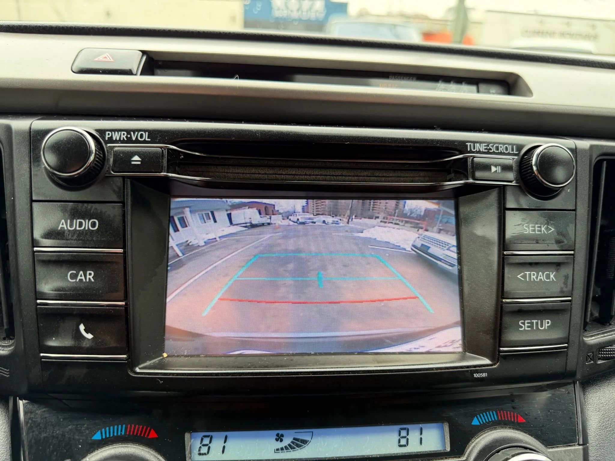 Used 2018 Toyota RAV4 XLE image 24