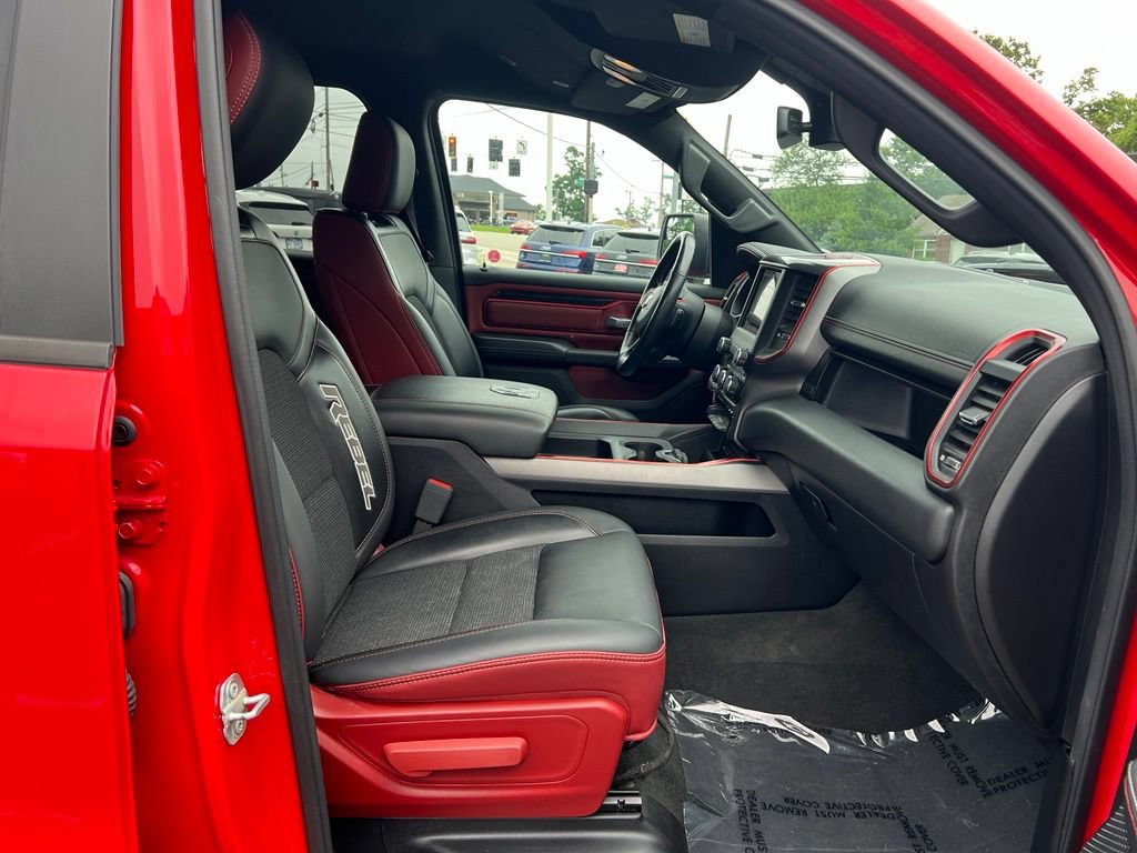Used 2019 RAM 1500 Rebel w/ Level 1 Equipment Group AWD/4WD image 32