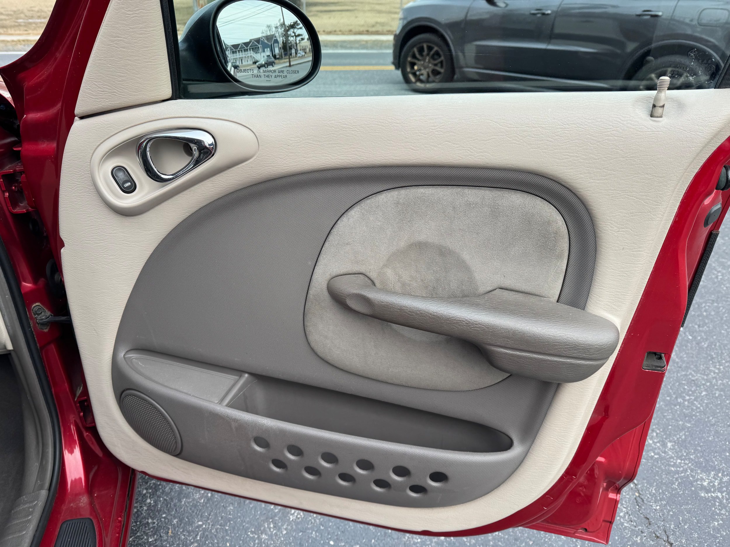 Used 2002 Chrysler PT Cruiser Limited FWD image 18