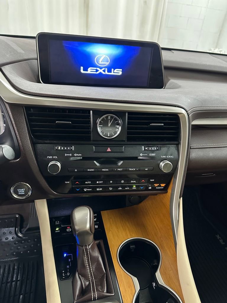 Used 2018 Lexus RX 350 AWD w/ Premium Package image 19