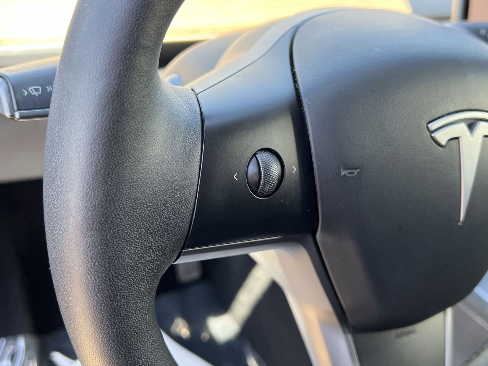 Used 2023 Tesla Model Y Long Range AWD/4WD image 34