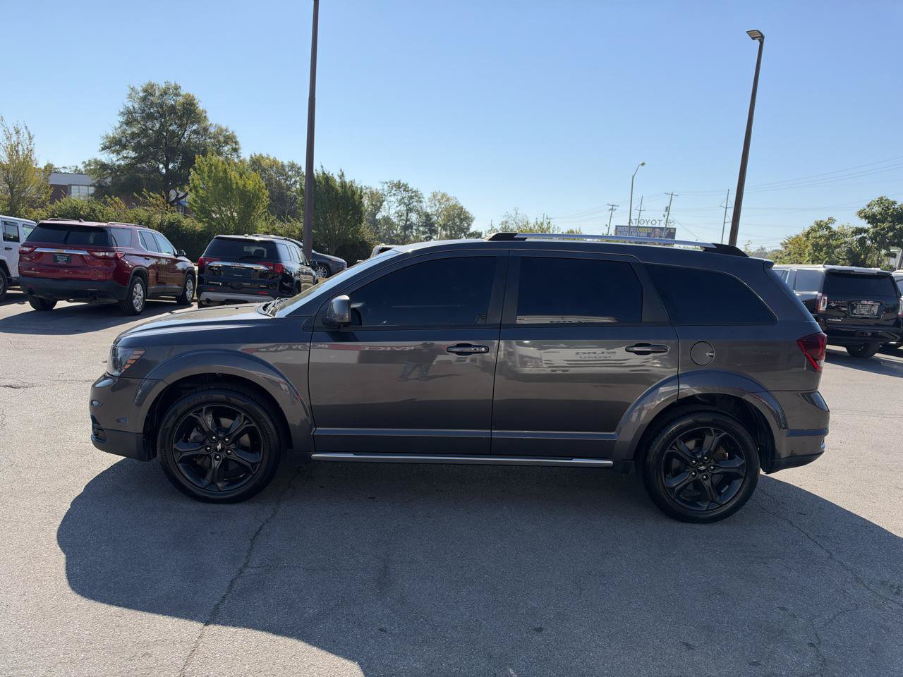 Used 2020 Dodge Journey Crossroad FWD image 6