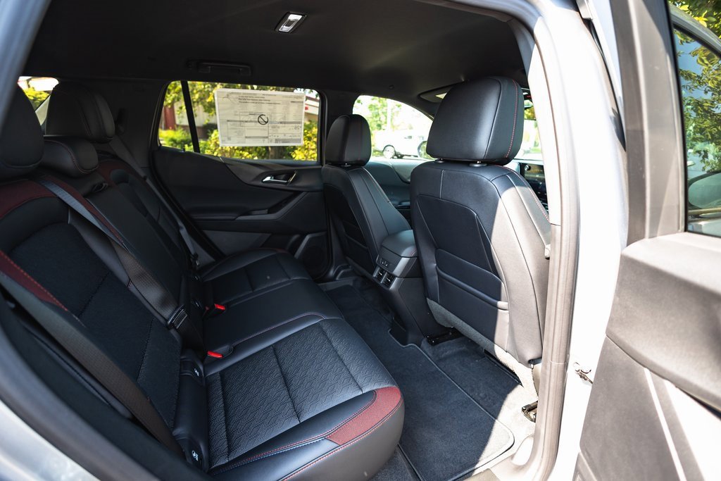 New 2026 Chevrolet Equinox RS w/ Convenience Package III image 21